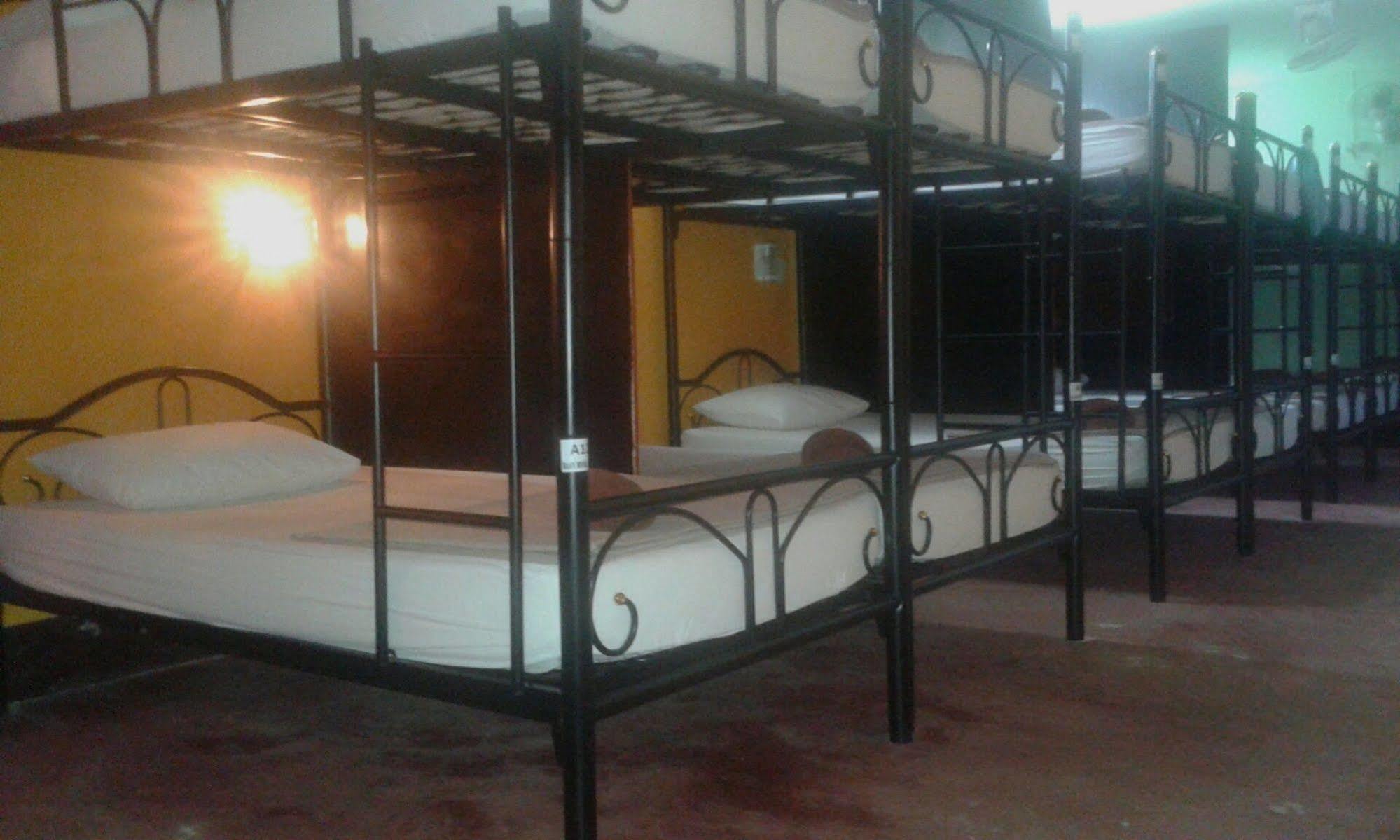 Baan Mook Anda Hostel Ko Lanta Eksteriør bilde