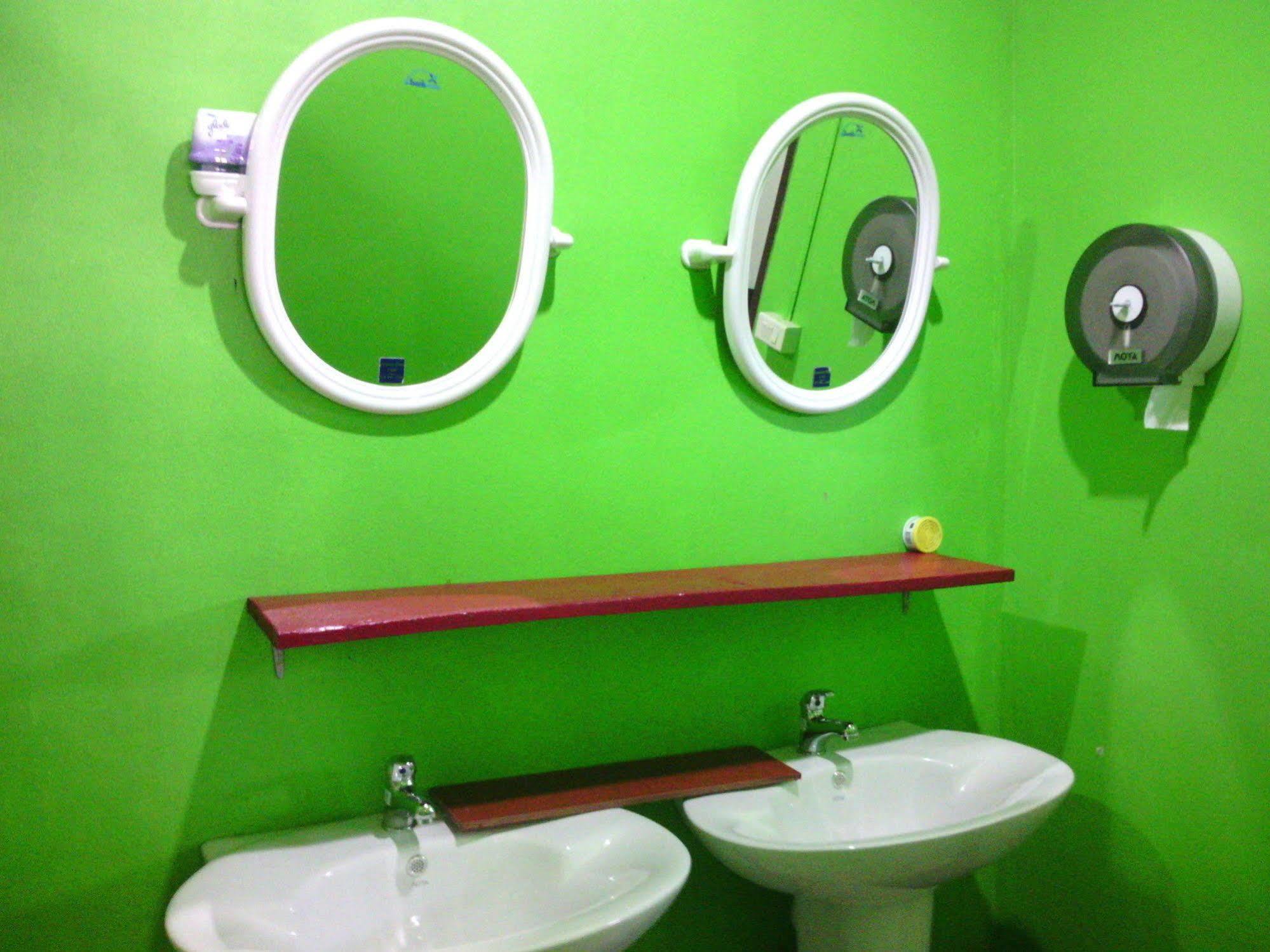 Baan Mook Anda Hostel Ko Lanta Eksteriør bilde